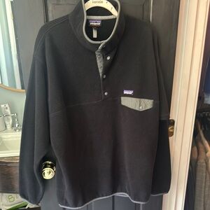 Patagonia Black Snap-T Fleece Pullover